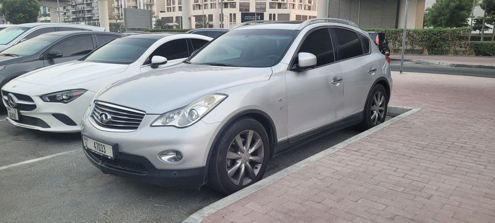 Used Infiniti QX50 3.7L Excellence 2015