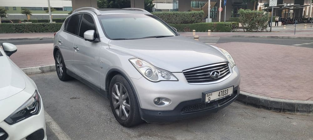 مستعملة انفينيتي كيو اكس50 3.7L Excellence 2015
