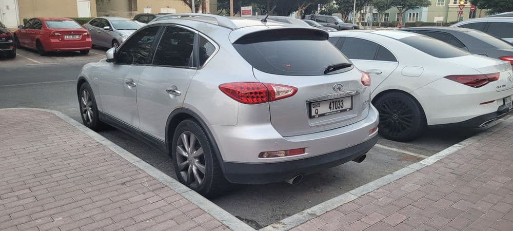 مستعملة انفينيتي كيو اكس50 3.7L Excellence 2015