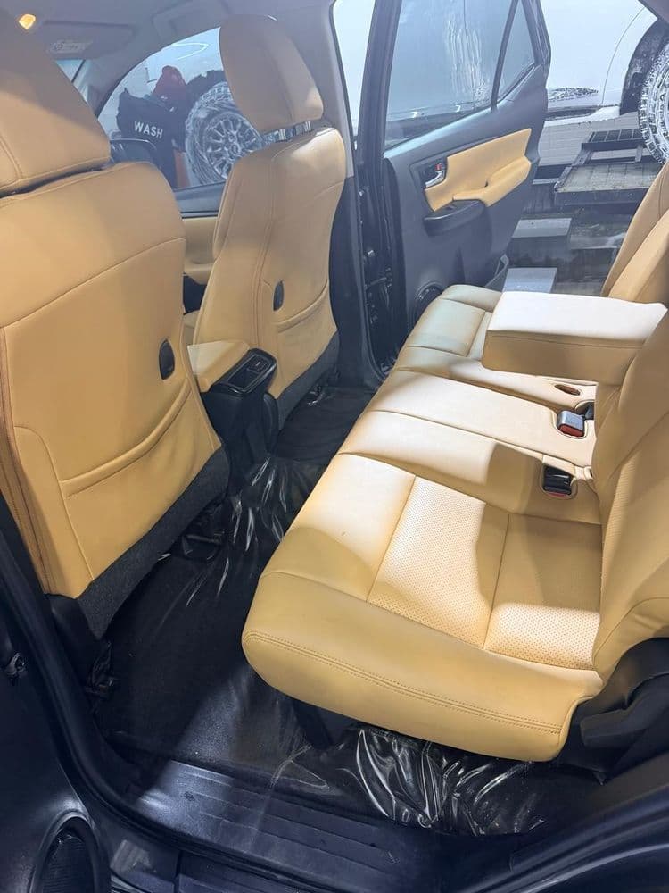 مستعملة تويوتا فورتشنر 2.7L EXR 2024