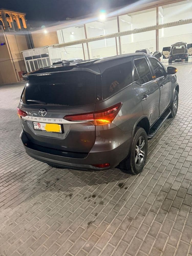 مستعملة تويوتا فورتشنر 2.7L EXR 2024