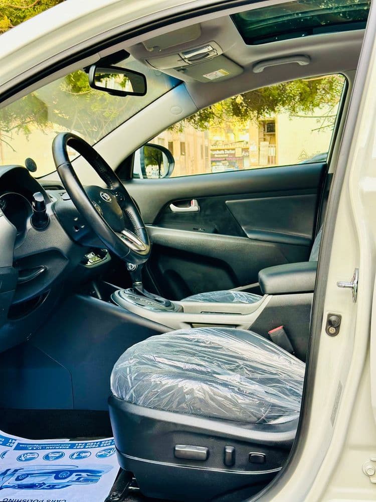 كيا سبورتاج 2.0L Top 2015 مستعملة