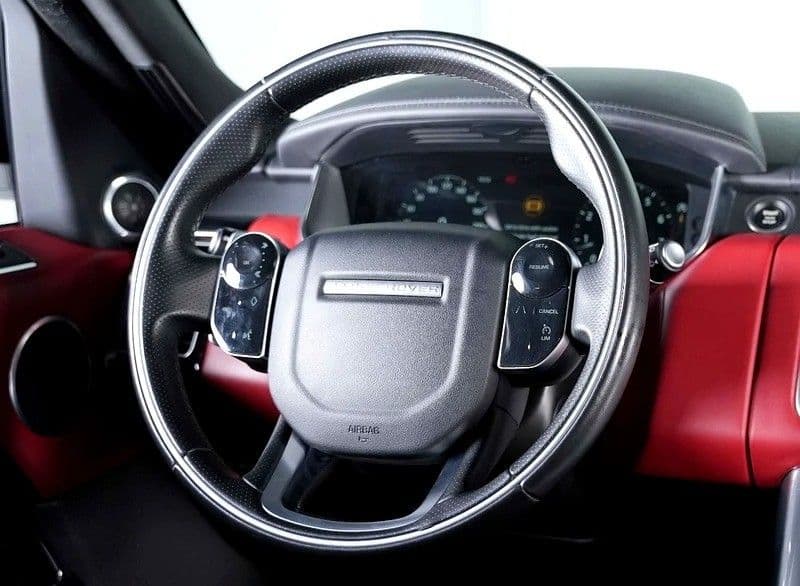 مستعملة لاند روفر رنج روفر سبورت 3.0L V6 HSE Dynamic 340 PS 2019