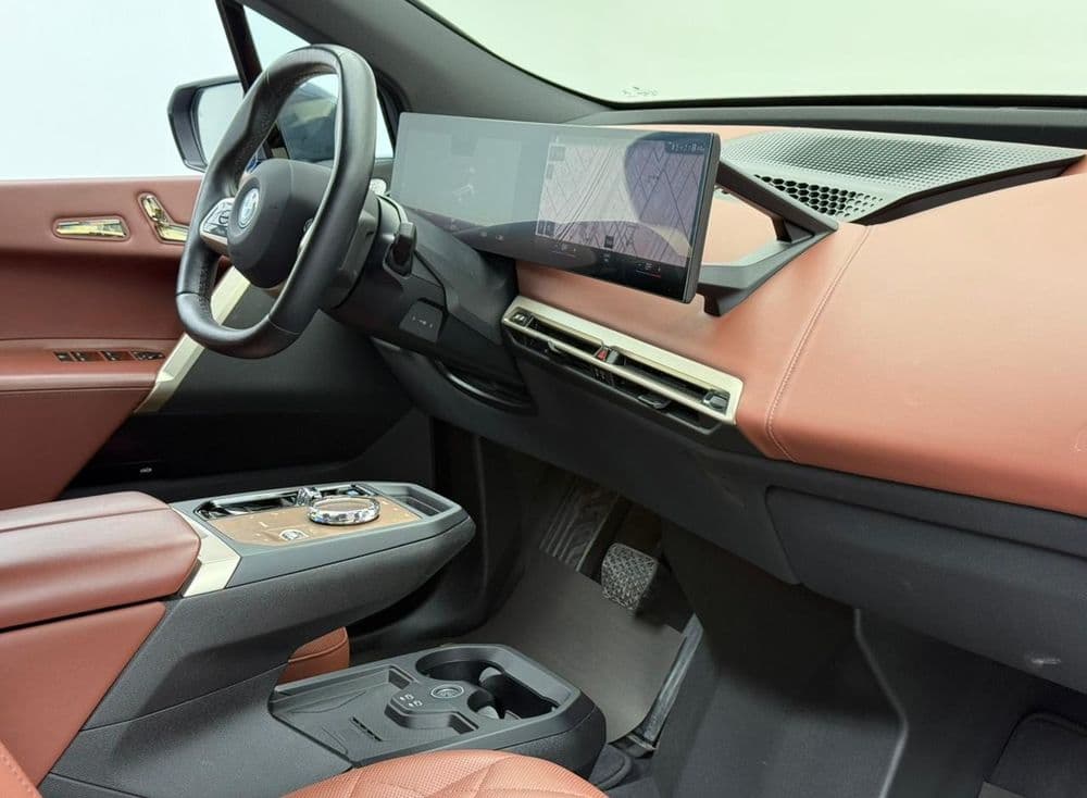 بي إم دبليو IX xDrive40 2023 مستعملة