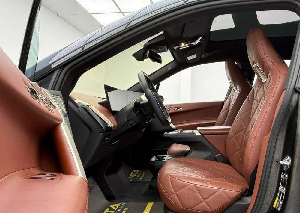 بي إم دبليو IX xDrive40 2023 مستعملة