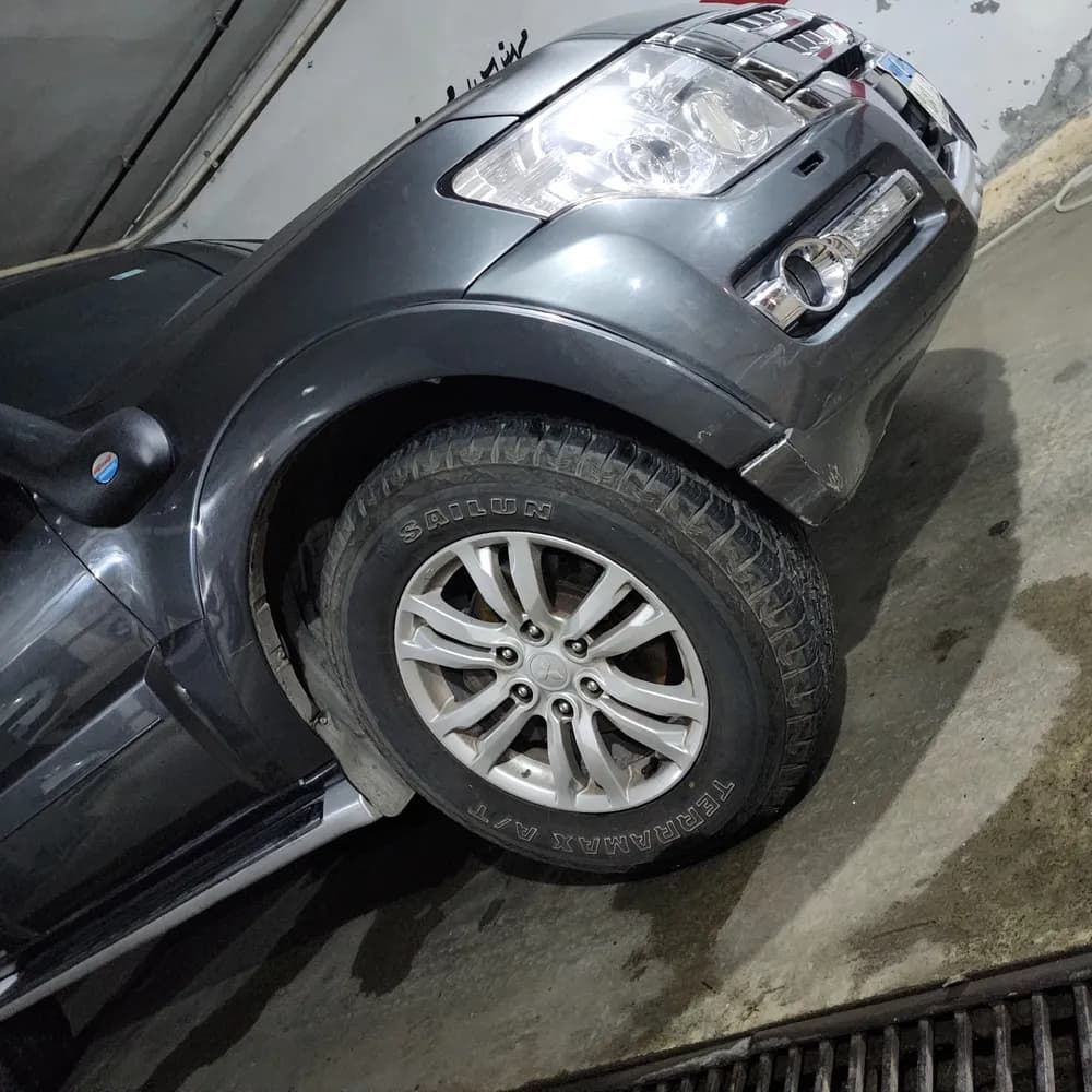 Used Mitsubishi Pajero 3.8L 5 Door Full 2013