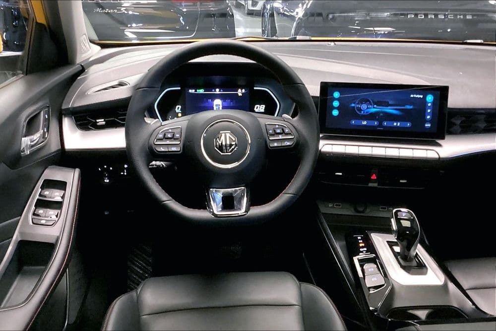 إم جي GT 2025 الجديد