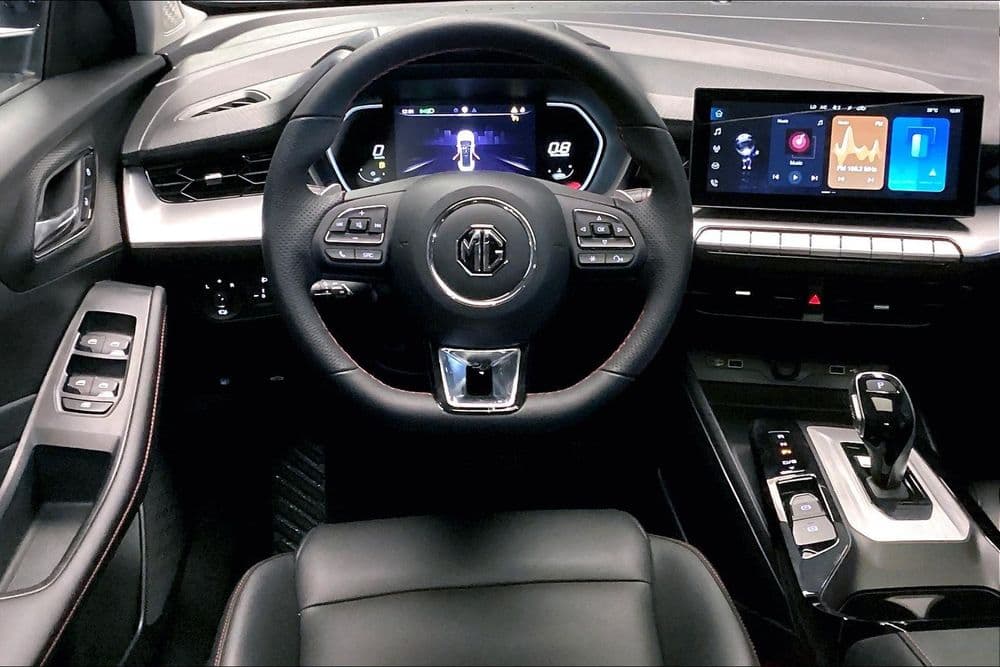 إم جي GT 2025 مستعملة