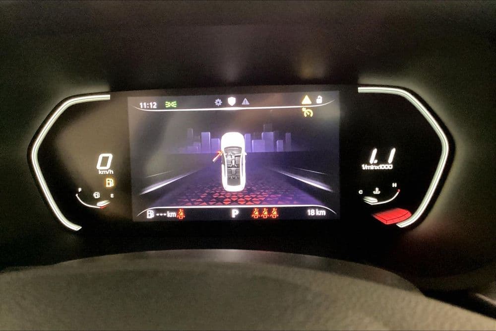 إم جي GT 2025 مستعملة