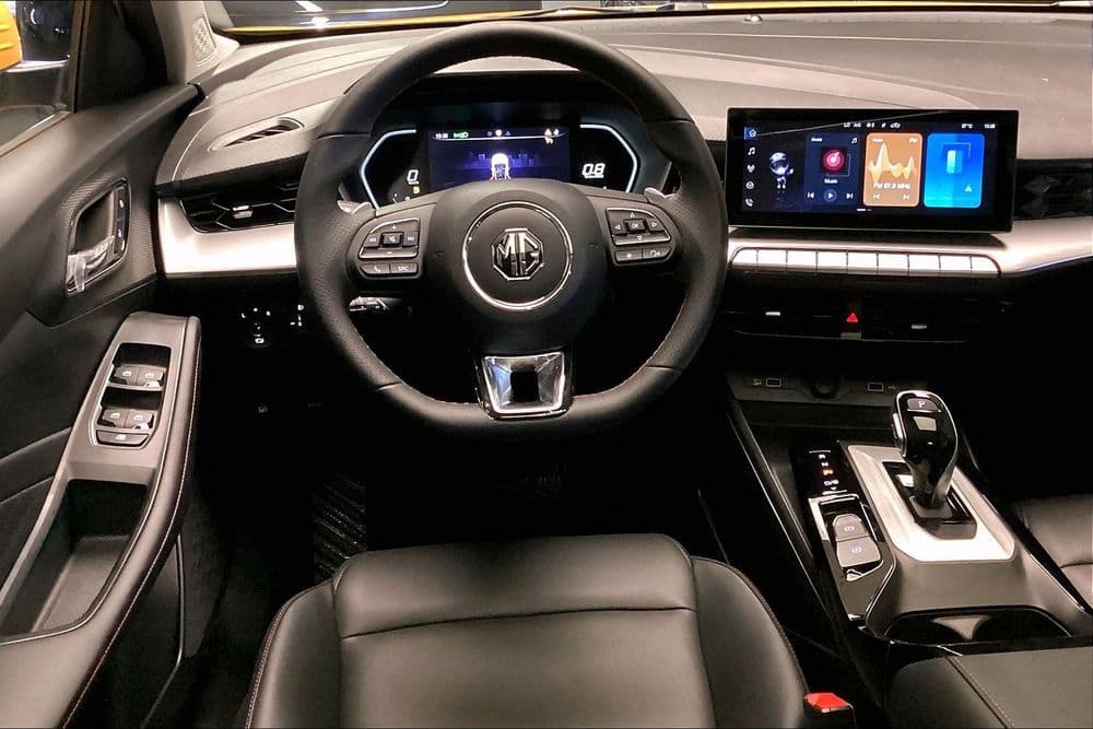 إم جي GT 2025 مستعملة