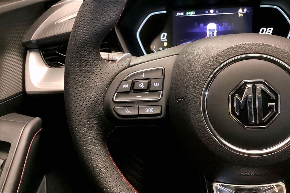 إم جي GT 2025 مستعملة