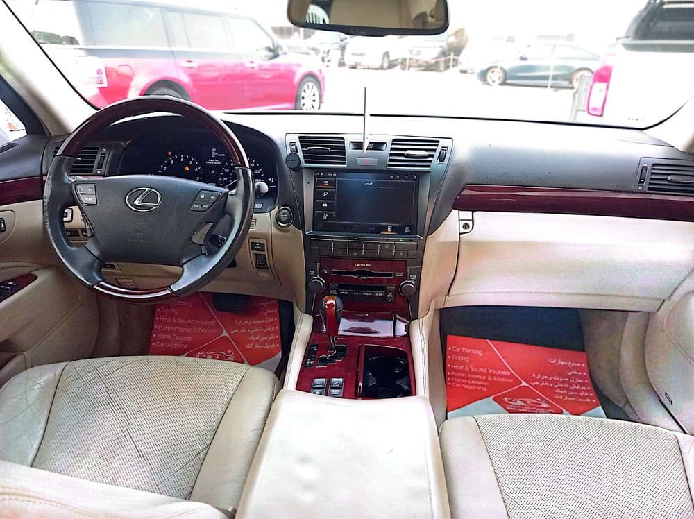 لكزس أل أس 460 4 door 4.6L SWB 2009 مستعملة