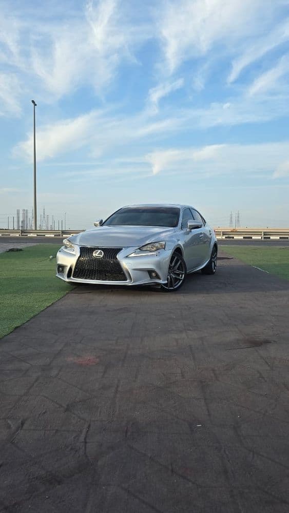 لكزس IS250 2018 مستعملة