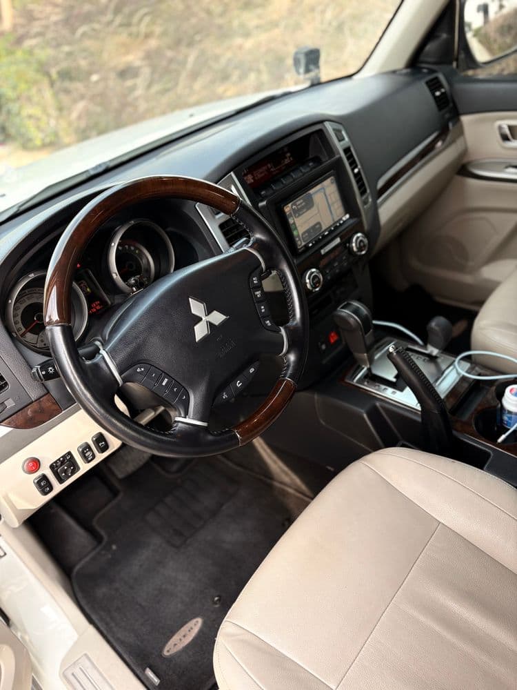 مستعملة ميتسوبيشي باجيرو الجيل الرابع 3.8L 2020