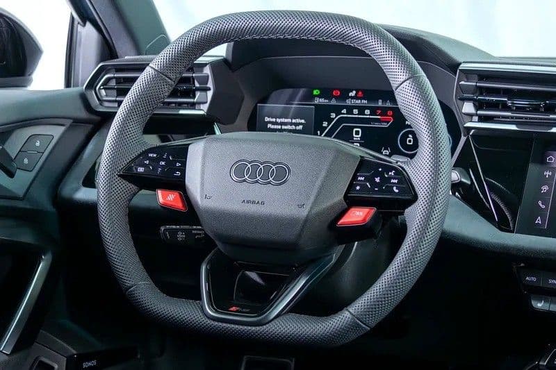 الجديد أودي آر اس3 سبورت باك 2.5 TFSI quattro 400 HP 2025