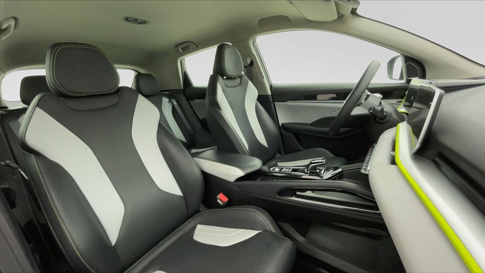 Used Geely Coolray 2025