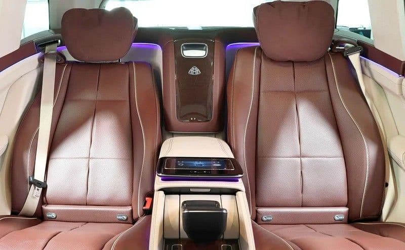 مستعملة مرسيدس بنز جي ال اس 600 4MATIC 2021