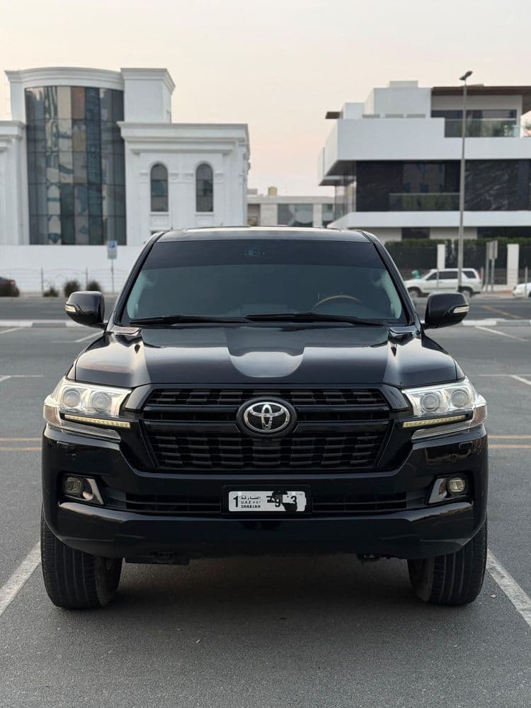 New Toyota Land Cruiser 5.7 GXR 2011