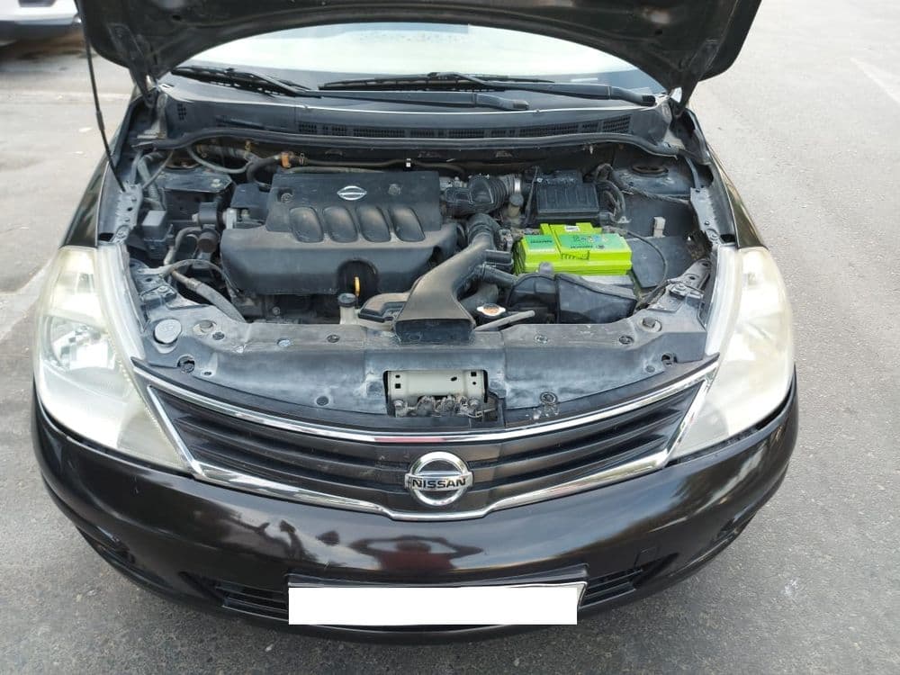 نيسان تييدا Hatchback 2012 مستعملة