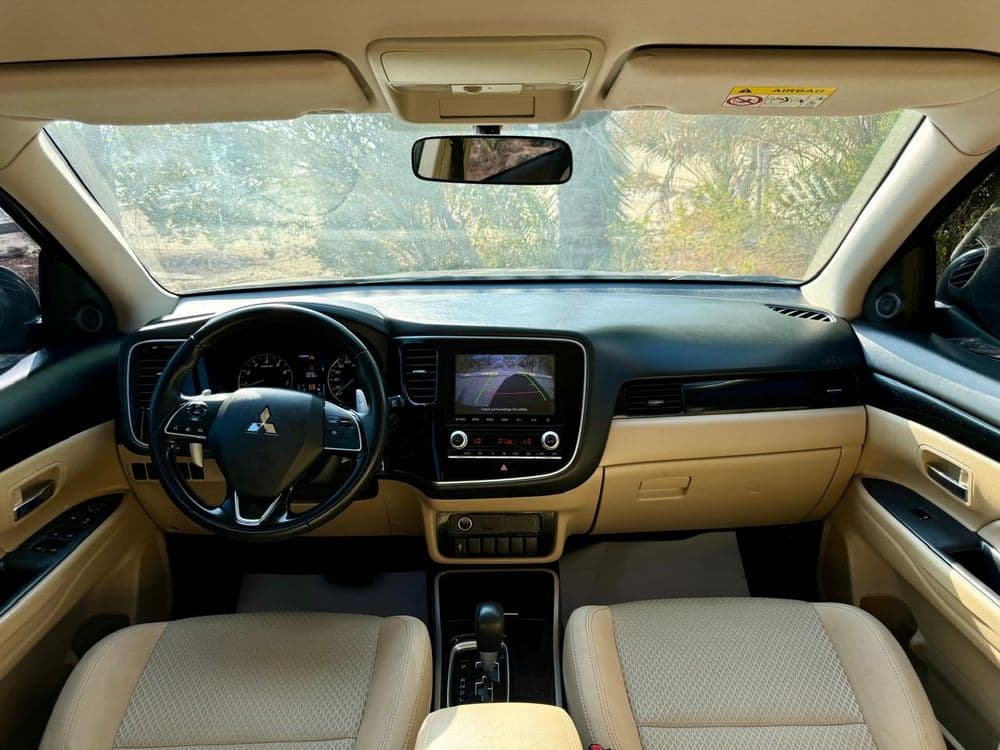 ميتسوبيشي أوتلاندر 2.4L GLX Mid Option (7-Seater) 2022 مستعملة