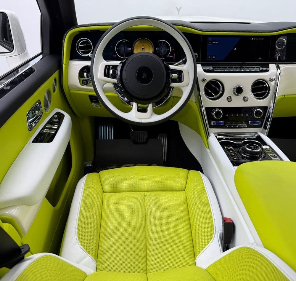 Used Rolls Royce Cullinan 6.75L Twin-Turbo (563 HP) 2025