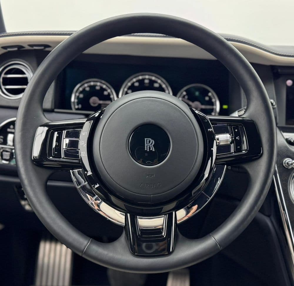 رولز رويس كولينان 6.75L Twin-Turbo (563 HP) 2023 مستعملة