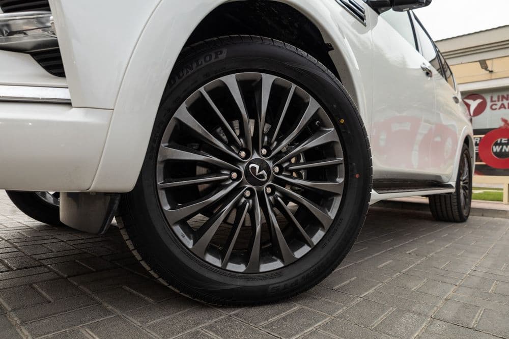 New Infiniti QX80 2024