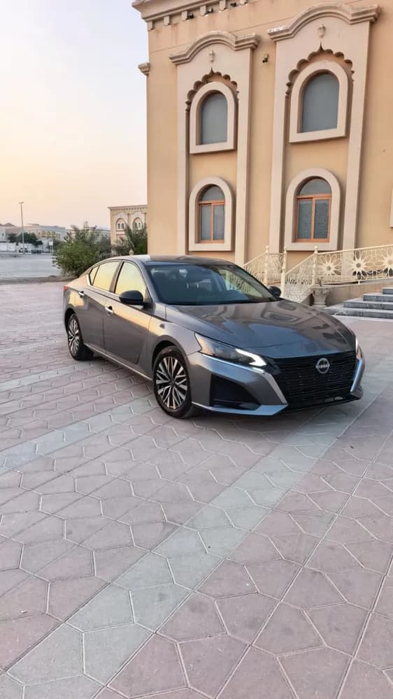 نيسان التيما 2.5 SV 2025 مستعملة