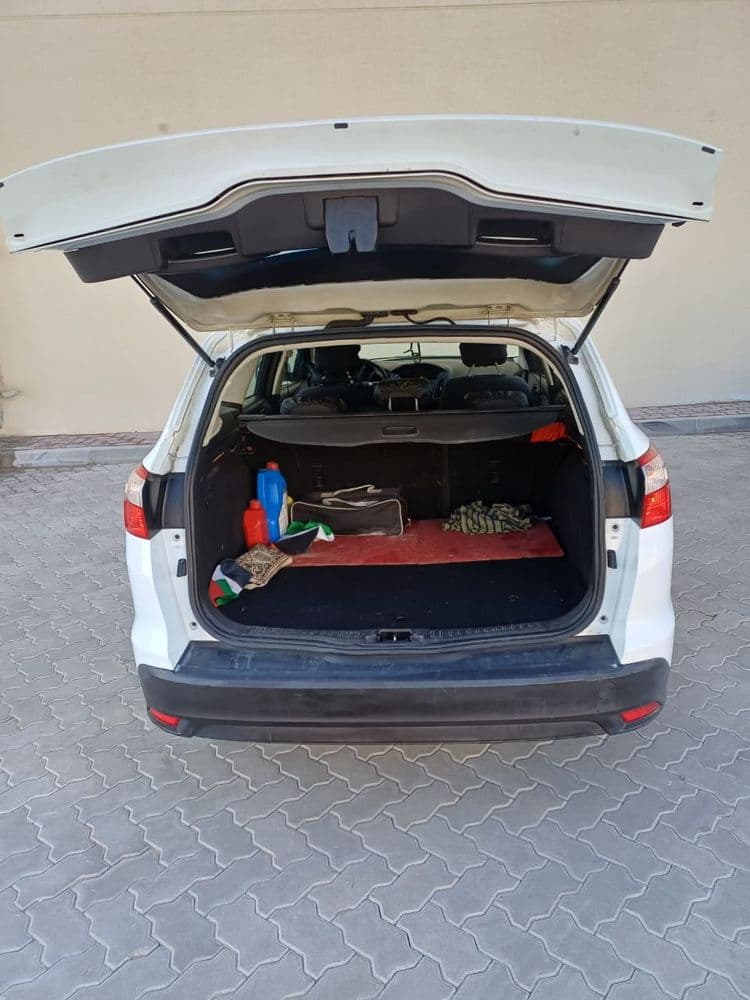 فورد فوكس 1.6L أمبيانت 2014 مستعملة