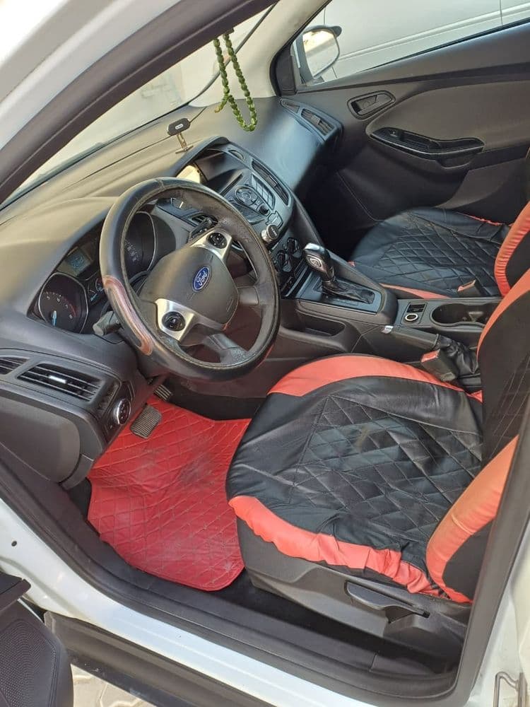 فورد فوكس 1.6L أمبيانت 2014 مستعملة