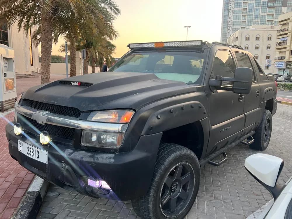 Used Chevrolet Avalanche LTZ 2002 Used Chevrolet Avalanche LTZ 2002 used_cars.forSale