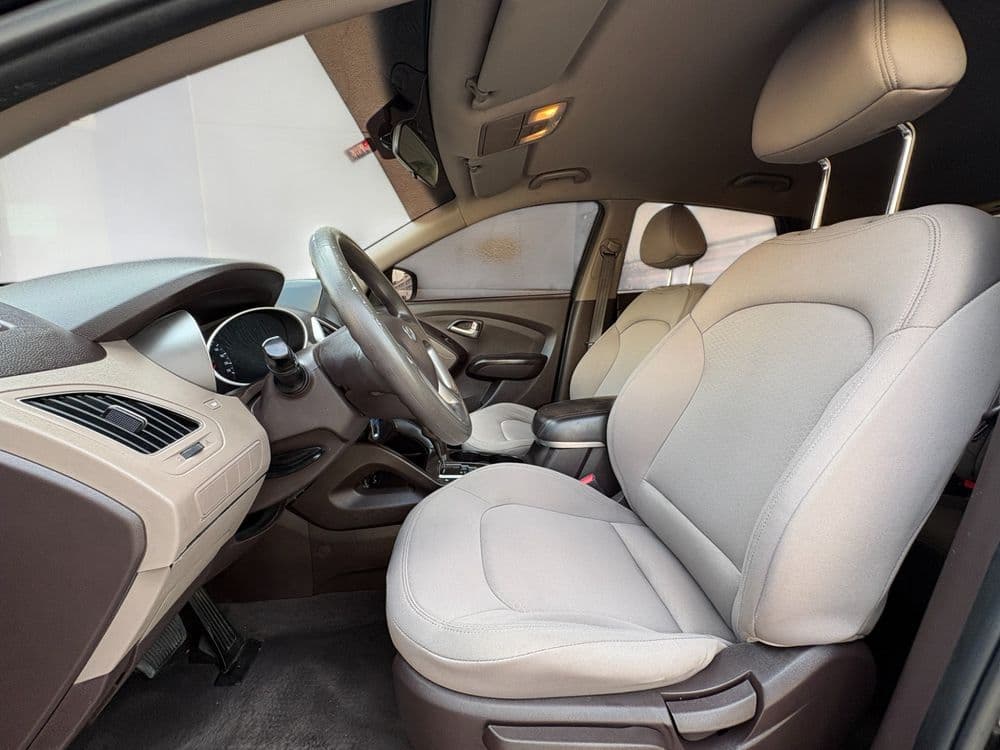 مستعملة هيونداي توسان 2.0L Standard FWD 2014