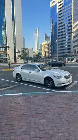 Used Lexus LS 460 4 door 4.6L SWB 2007
