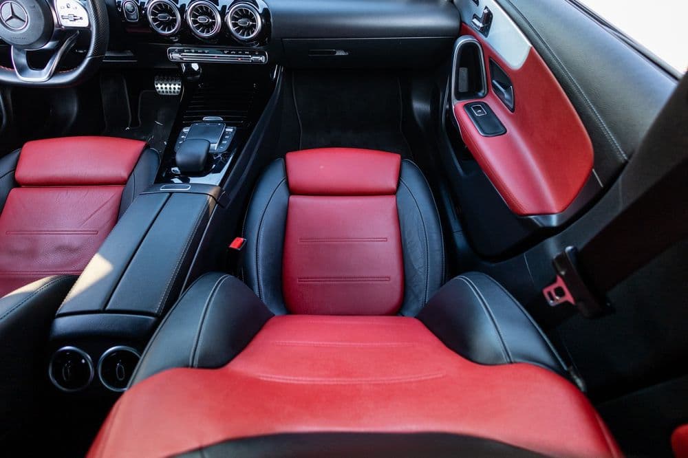 مرسيدس بنز الفئة - سي ال أي 2022 مستعملة