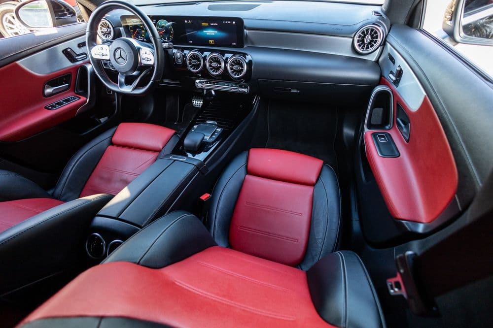 مرسيدس بنز الفئة - سي ال أي 2022 مستعملة