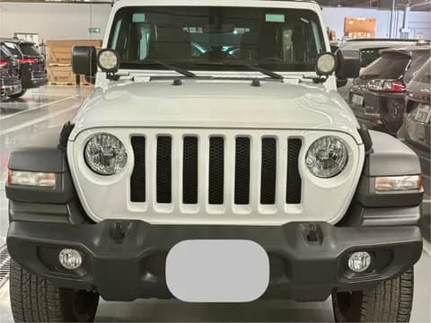 جيب رانجلر Unlimited سبورت 3.6L Auto 2023 مستعملة