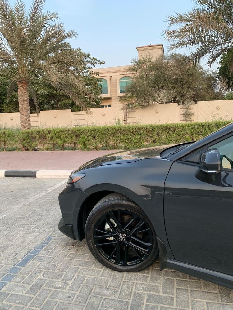 Used Toyota Camry 2.5L Hybrid (204 HP) 2025