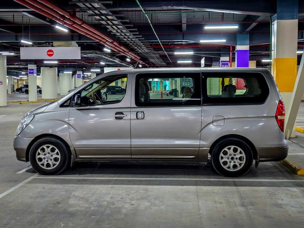 Used Hyundai H1 9-Seater Passenger Van 2012