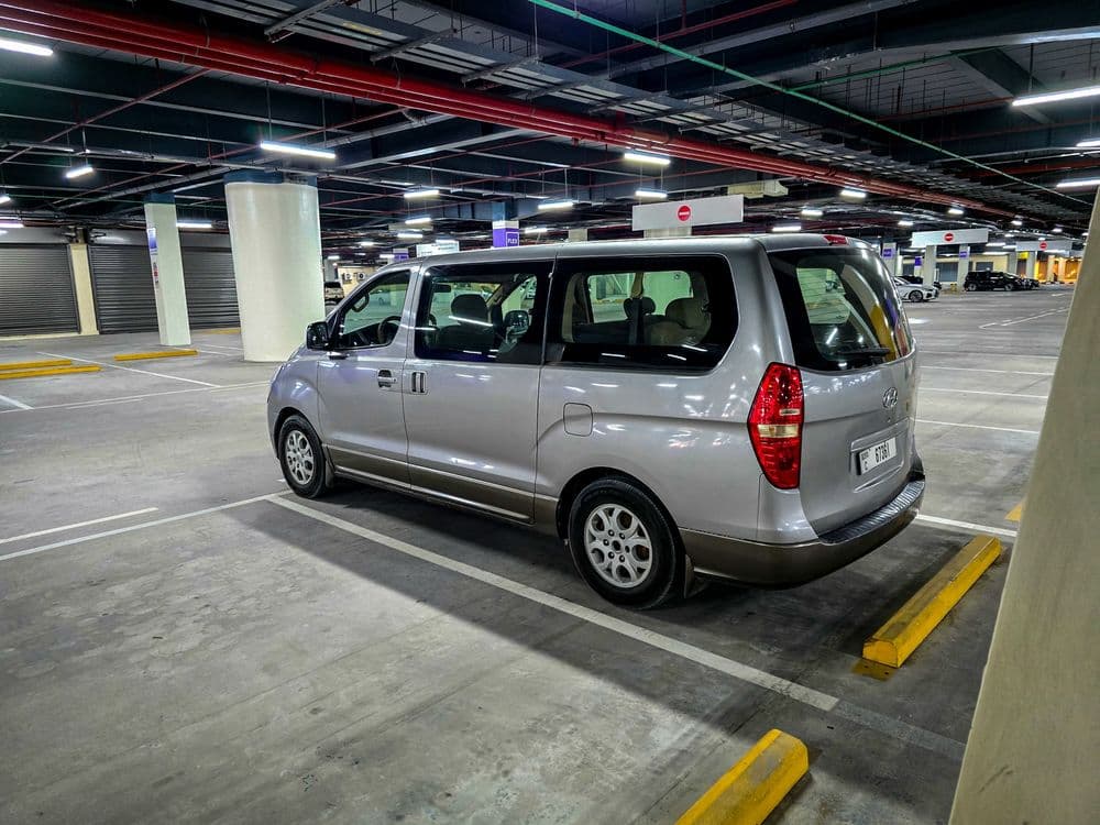 Used Hyundai H1 9-Seater Passenger Van 2012