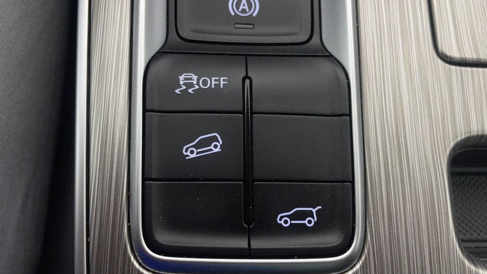 إم جي آر اكس5 2025 مستعملة