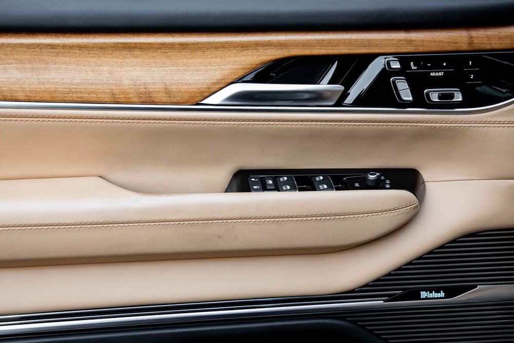 جيب Grand Wagoneer 2023 مستعملة