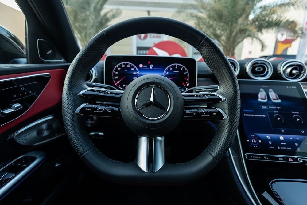 مرسيدس بنز الفئة سي 2025 مستعملة