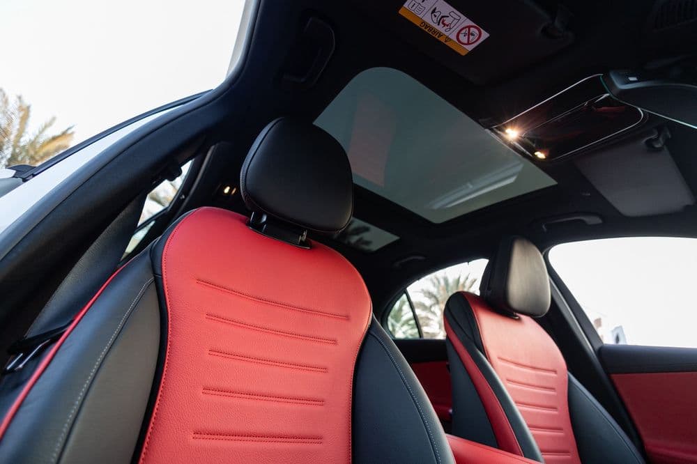 مرسيدس بنز الفئة سي 2025 مستعملة