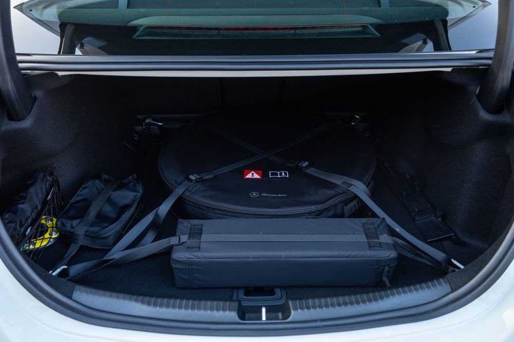 مرسيدس بنز الفئة سي 2025 مستعملة