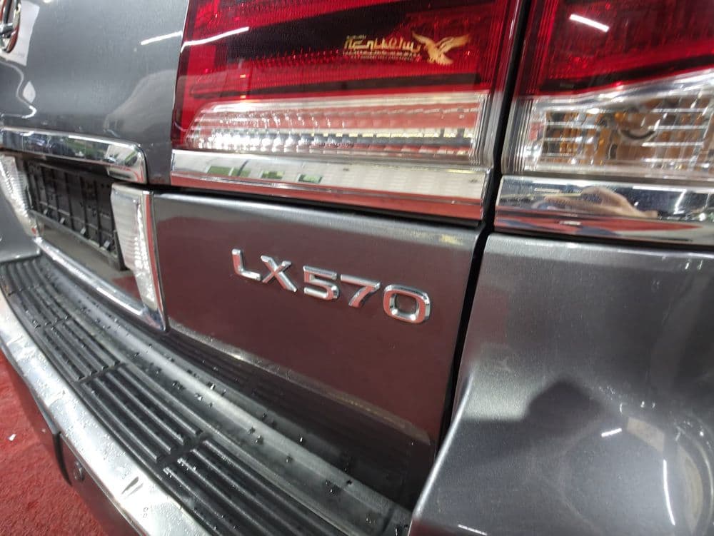 لكزس أل أكس 570 S 2013 مستعملة