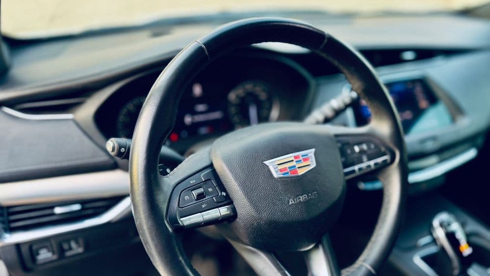 Used Cadillac XT4 2.0L Turbo Premium Luxury AWD 2020