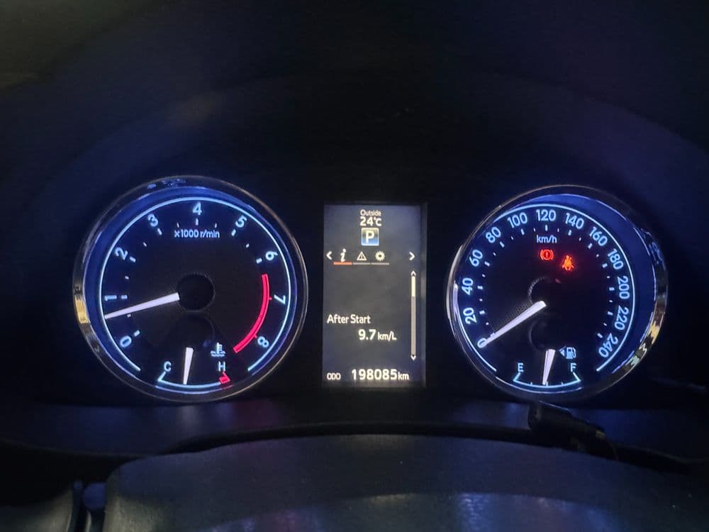 Used Toyota Corolla 2.0 L SE Plus 2016