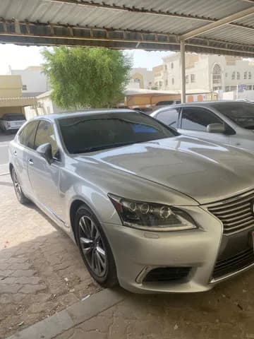 Used Lexus LS 460 4 door 4.6L SWB 2014