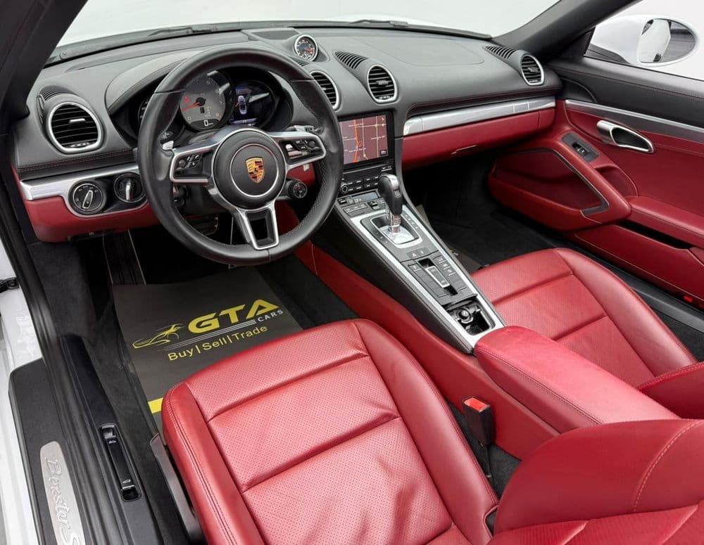 بورش بوكستر S 2018 مستعملة