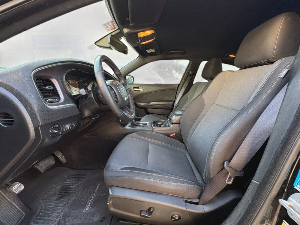 Used Dodge Charger 3.6L SXT Mid Option 2017